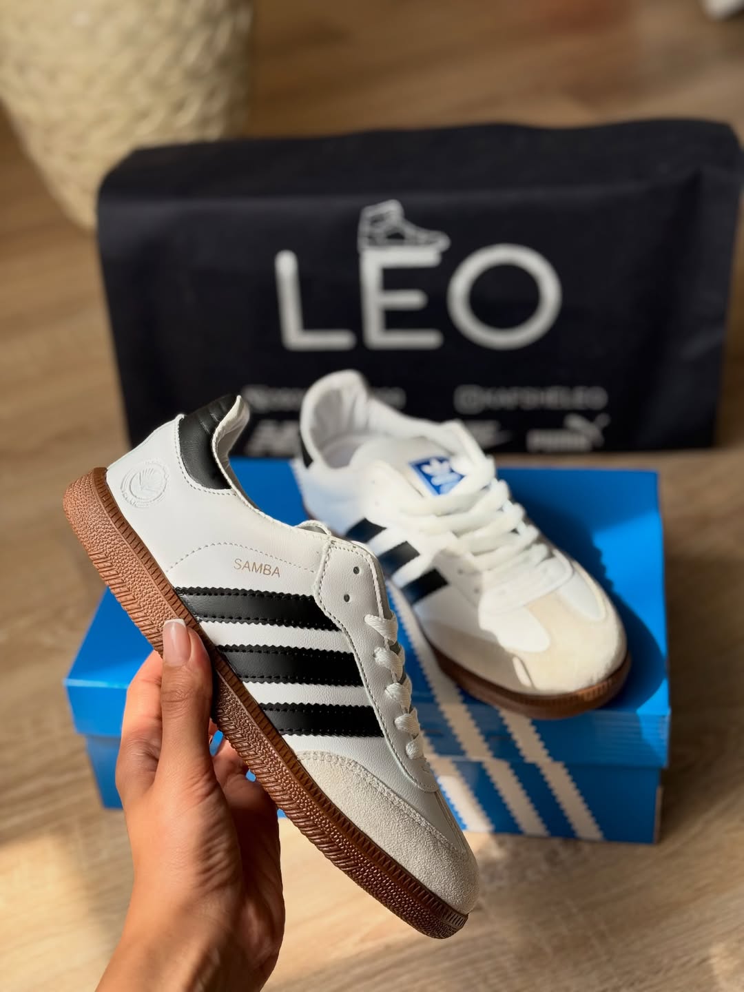 کفش سامبا سفید مشکی